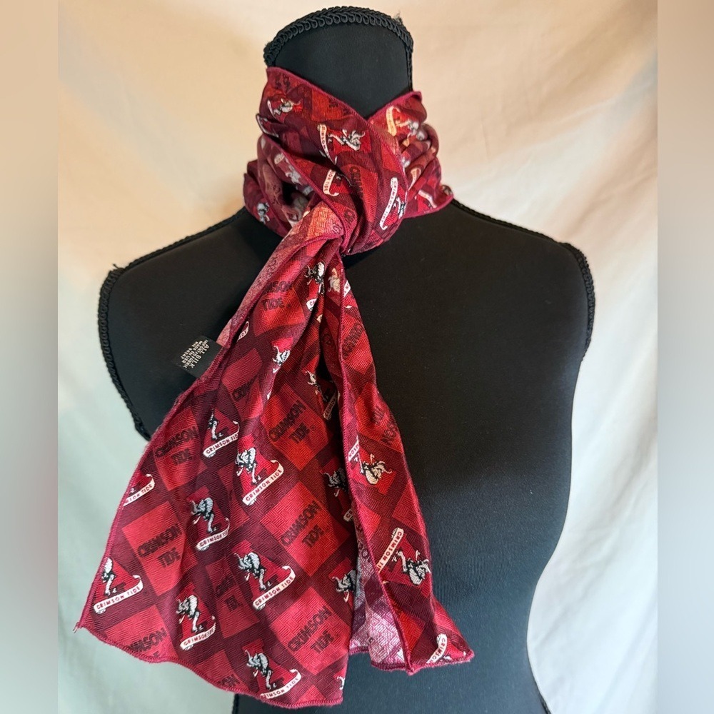 University of Alabama Crimson Tide Silk Scarf – Made in USA‎ ❤️🤍